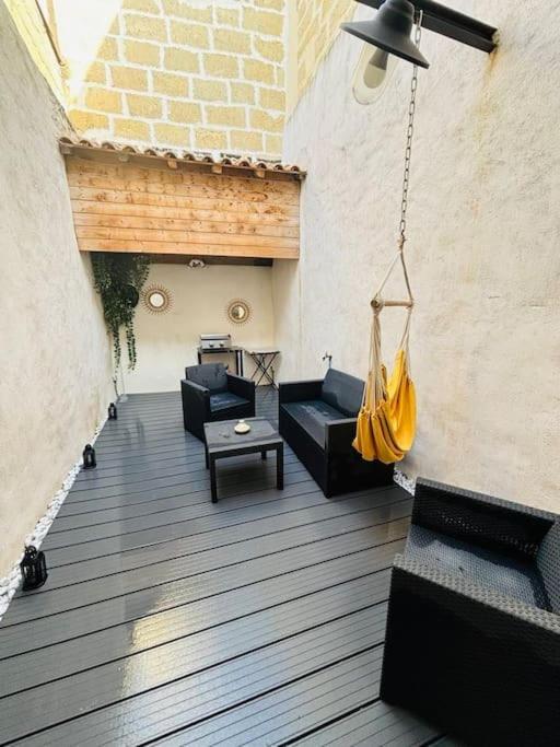 Appartement En Petite Camargue Saint-Laurent-dʼAigouze Buitenkant foto